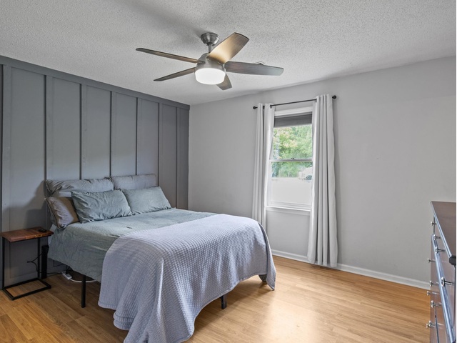 Photo of 102 Stoneledge Drive