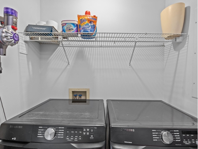 Photo of 102 Stoneledge Drive