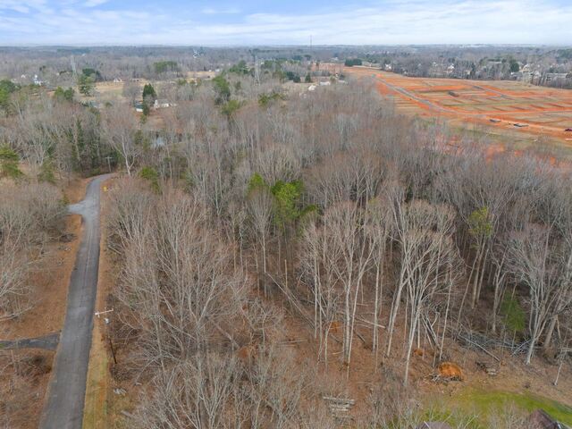 Photo of 355 Bluebird Lane