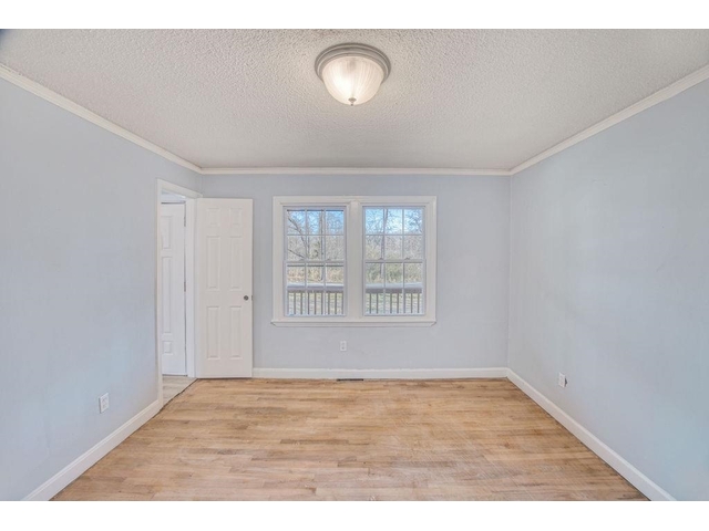 Photo of 139 Randolph Court