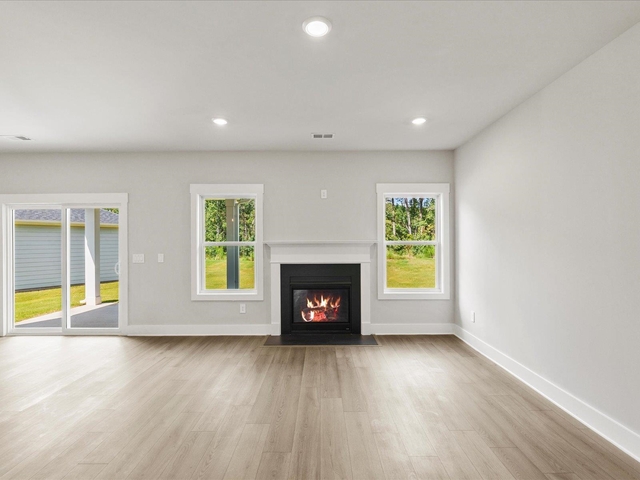 Photo of 312 Allingham Road Photo of 312 Allingham Road