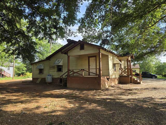 Photo of 238 Woodlawn Ave