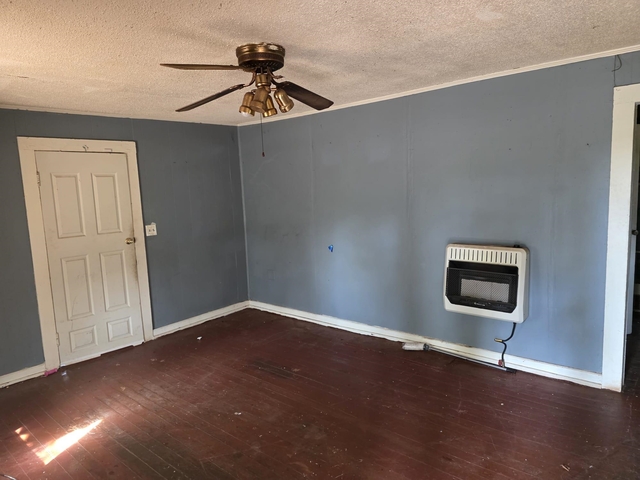 Photo of 238 Woodlawn Ave