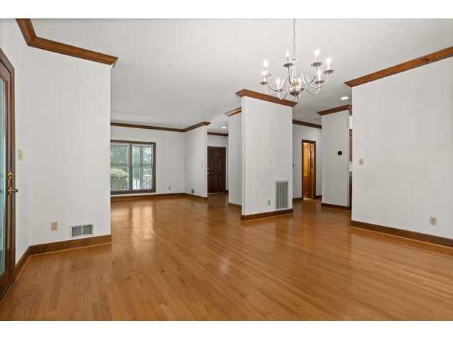 Photo of 109 Indian Creek Road
