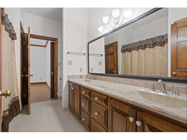 Photo of 109 Indian Creek Road