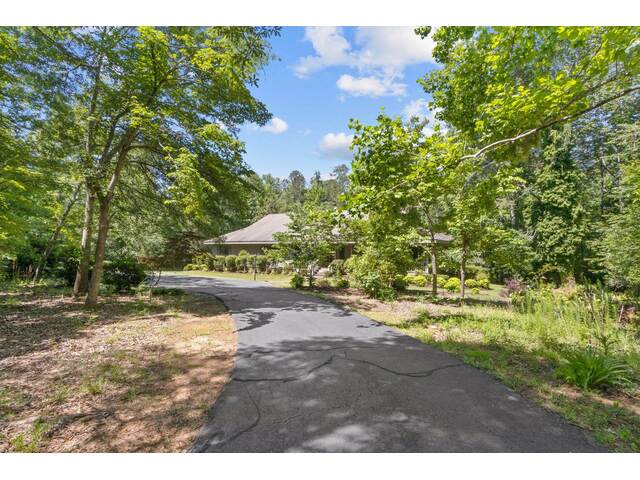 Photo of 109 Indian Creek Road
