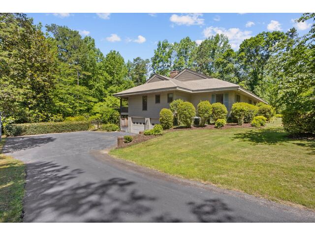 Photo of 109 Indian Creek Road