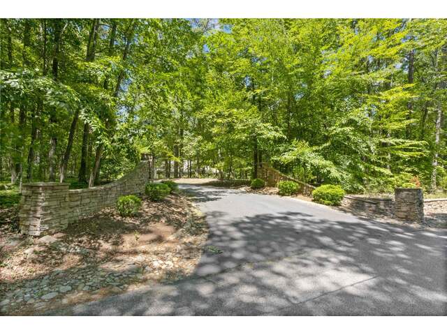 Photo of 109 Indian Creek Road