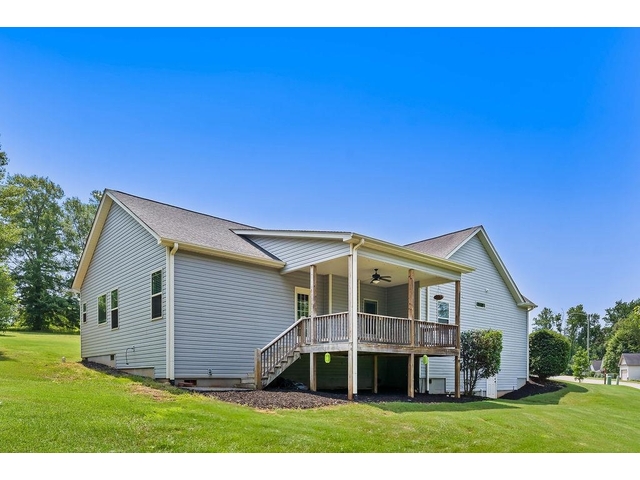 Photo of 30 Caperton Way Photo of 30 Caperton Way