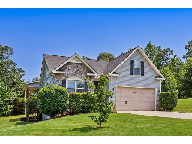 Photo of 30 Caperton Way Photo of 30 Caperton Way