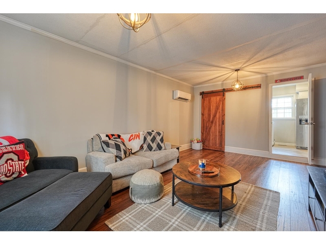 Photo of 335 Foxhall Road