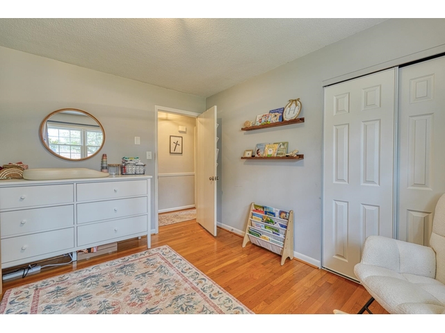 Photo of 335 Foxhall Road