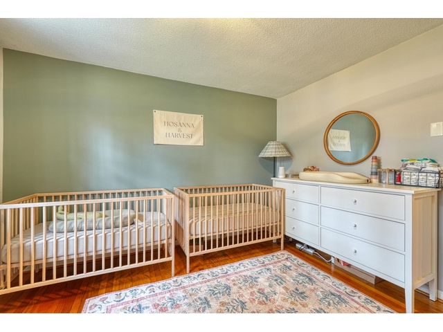 Photo of 335 Foxhall Road