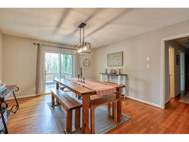 Photo of 335 Foxhall Road