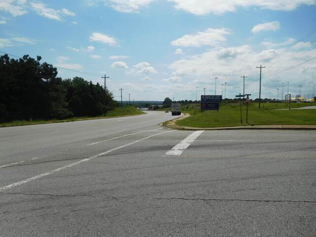 Photo of 901 Hyatt St & Midway Rd Street Photo of 901 Hyatt St & Midway Rd Street