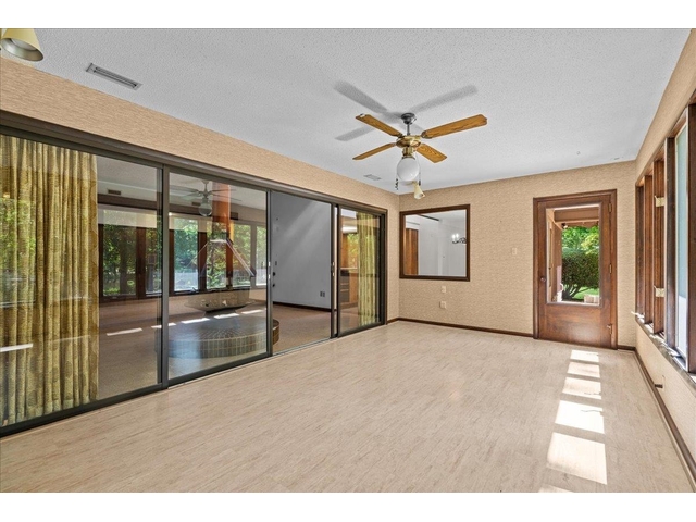 Photo of 123 Shoreham Rd