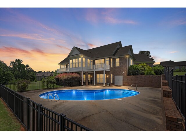 Photo of 404 N Tidewater Trail Photo of 404 N Tidewater Trail