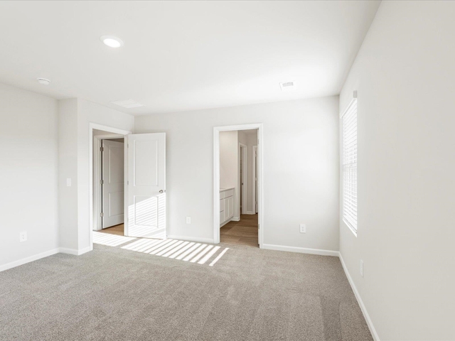 Photo of 324 Fair Cross Circle