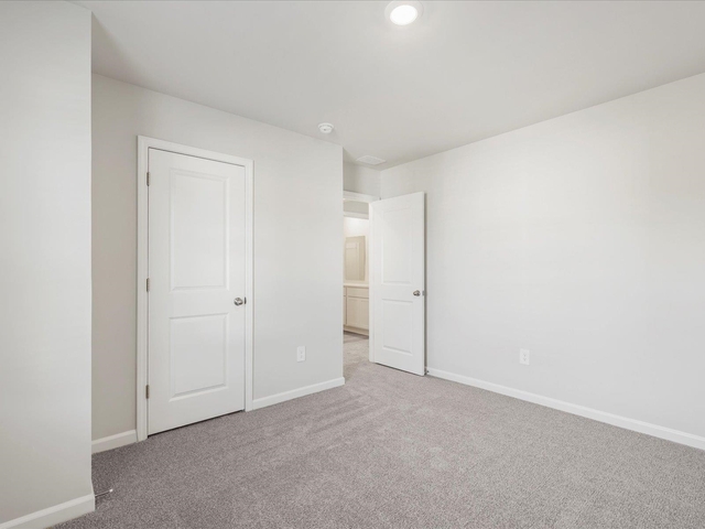 Photo of 324 Fair Cross Circle