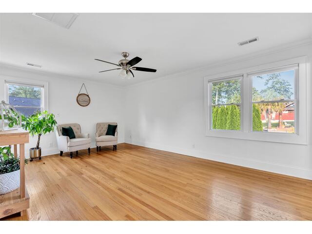 Photo of 380 Forrester Drive