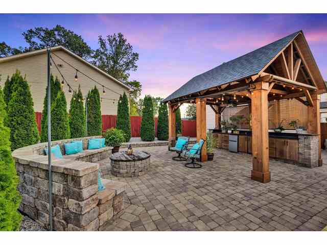 Photo of 380 Forrester Drive