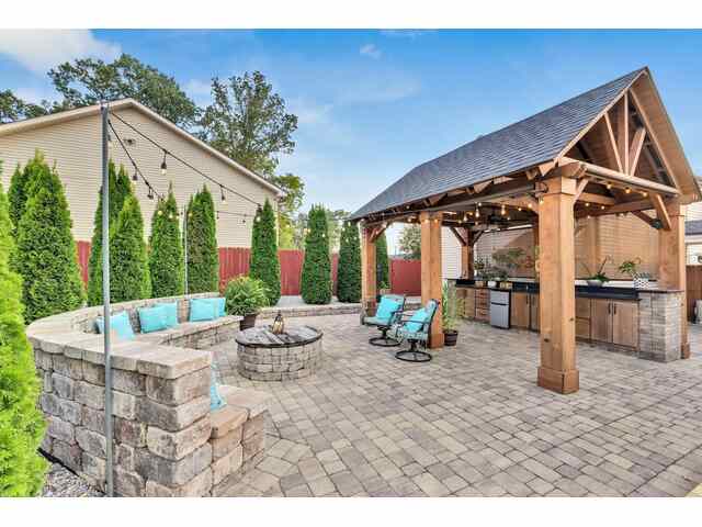 Photo of 380 Forrester Drive