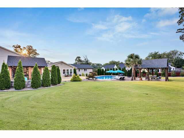 Photo of 380 Forrester Drive