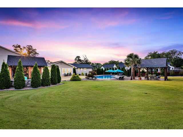 Photo of 380 Forrester Drive