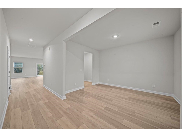 Photo of 104 Madison Court