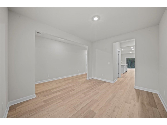 Photo of 104 Madison Court