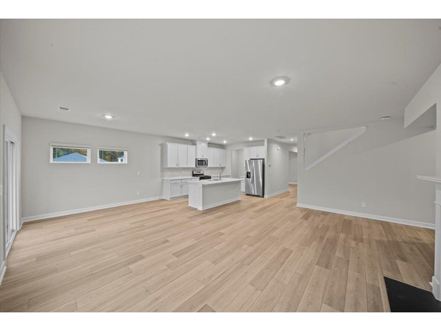 Photo of 104 Madison Court