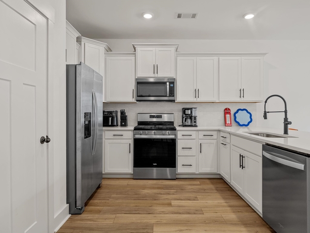 Photo of 476 Mill Park Way