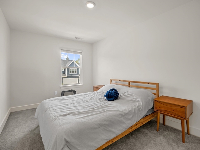 Photo of 476 Mill Park Way