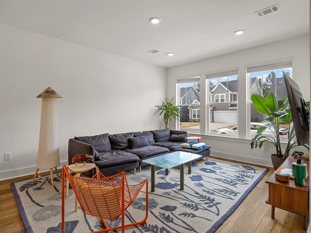 Photo of 476 Mill Park Way
