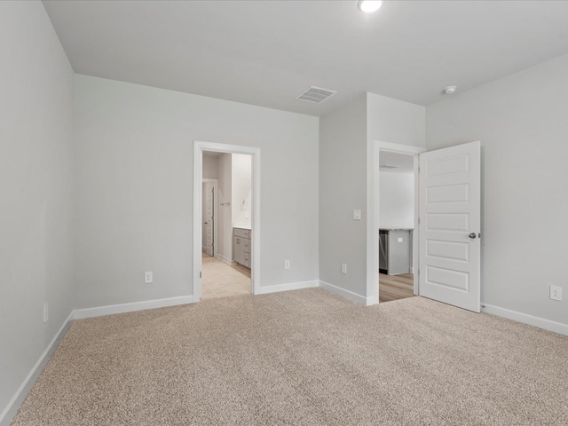 Photo of 207 Merriweather Way Photo of 207 Merriweather Way