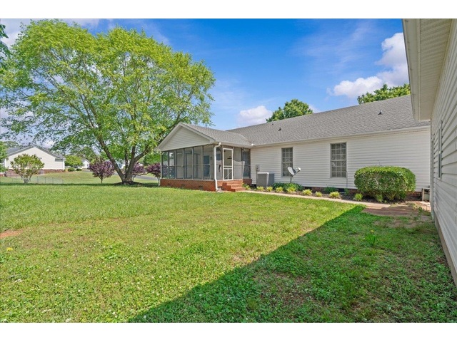 Photo of 142 Chandler Downs Trail