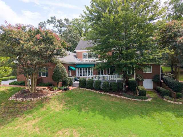 Photo of 291 Montgomery Dr Photo of 291 Montgomery Dr