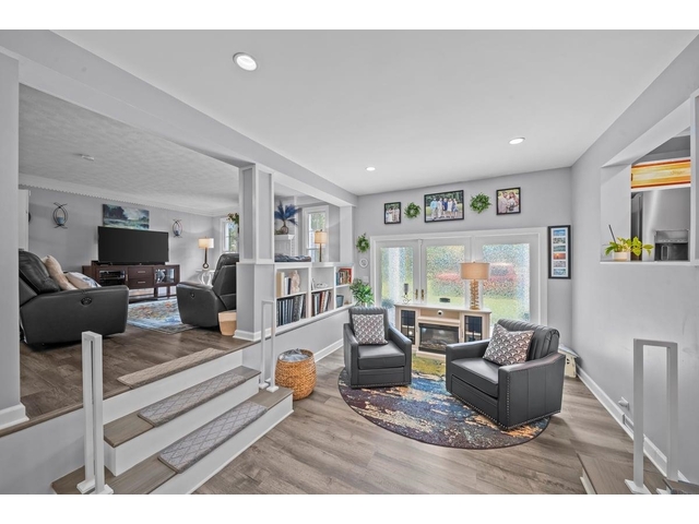 Photo of 213 Harts Lane