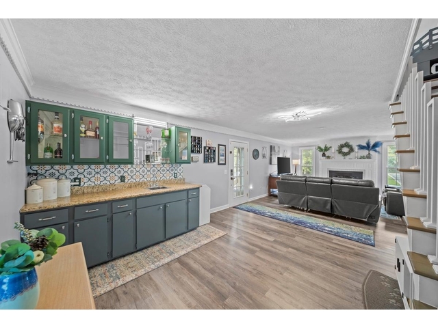 Photo of 213 Harts Lane
