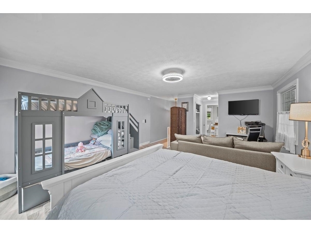 Photo of 213 Harts Lane