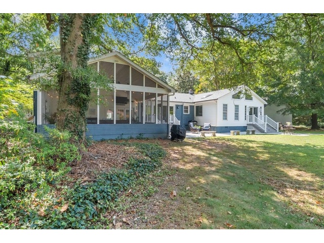Photo of 213 Harts Lane