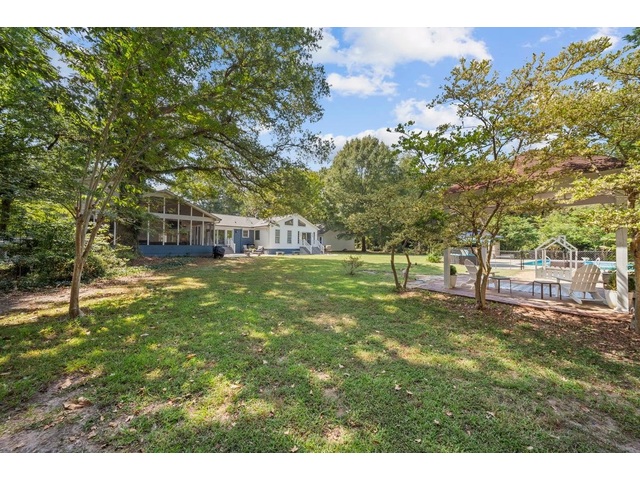 Photo of 213 Harts Lane