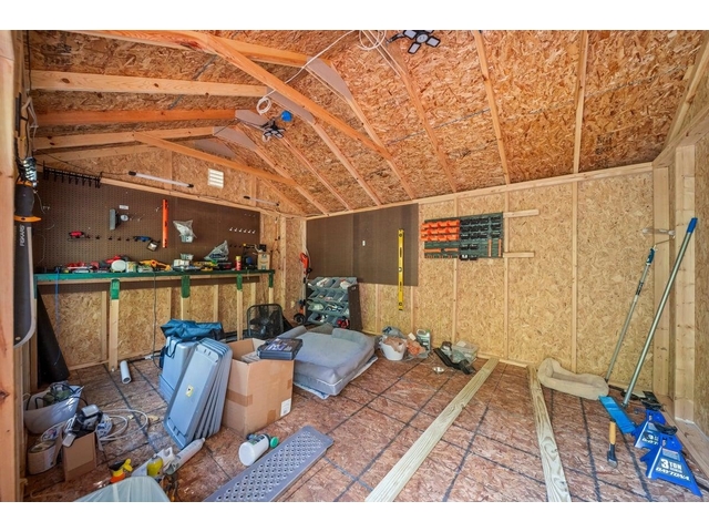 Photo of 213 Harts Lane