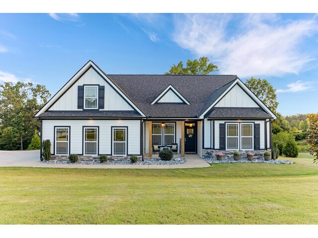 Photo of 211 W Ridgewater Drive