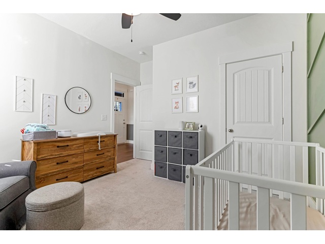 Photo of 211 W Ridgewater Drive