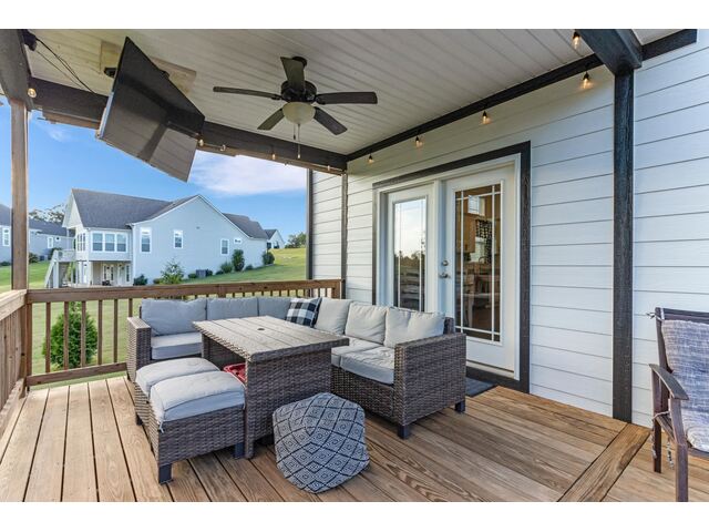 Photo of 211 W Ridgewater Drive