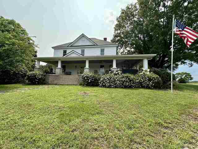 Photo of 251 W McElhaney Road
