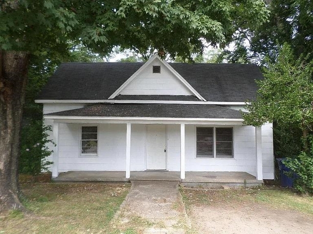 Photo of 492 ARCH Street