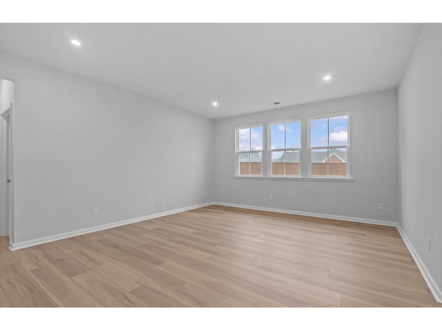 Photo of 1329 Capefox Drive