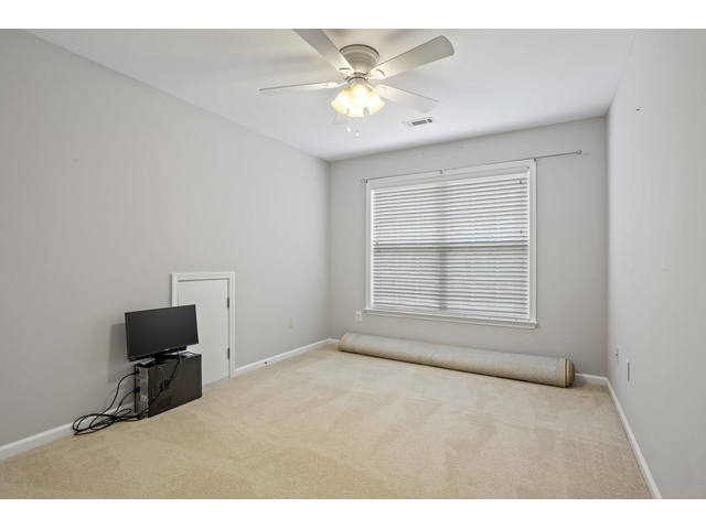 Photo of 413 Pierview Way